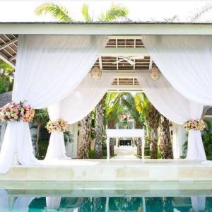 Lucy and Kelvin married in Bali Wedding 7